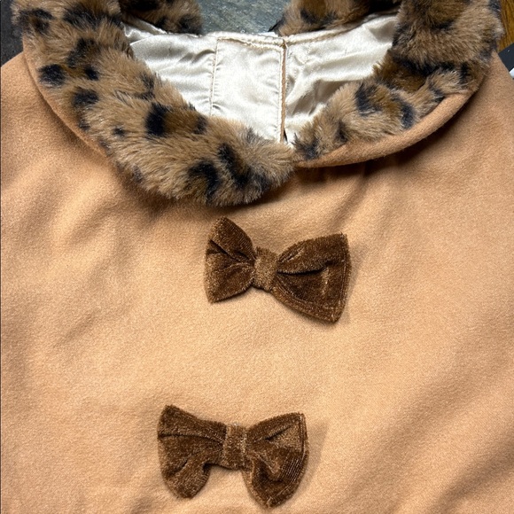 Dog Tan Coat with Faux Fur Collar - Picture 3 of 7
